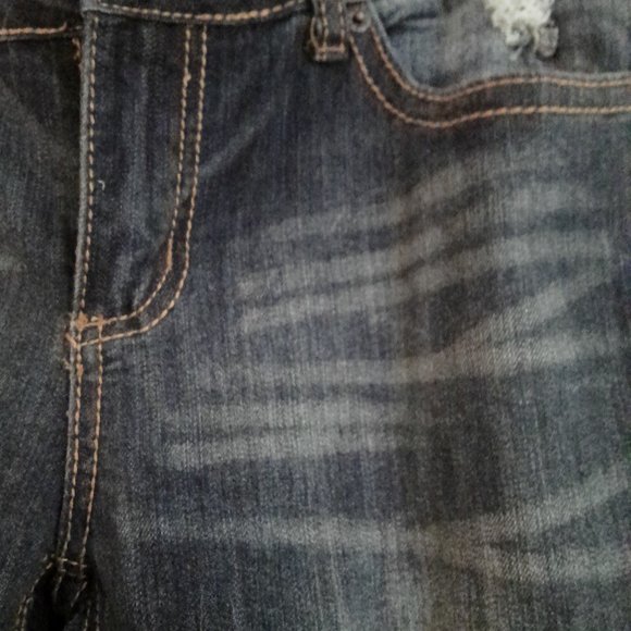 ZCO JEANS PATCHWORK DISTRESSED JEANS 11 - Picture 3 of 10
